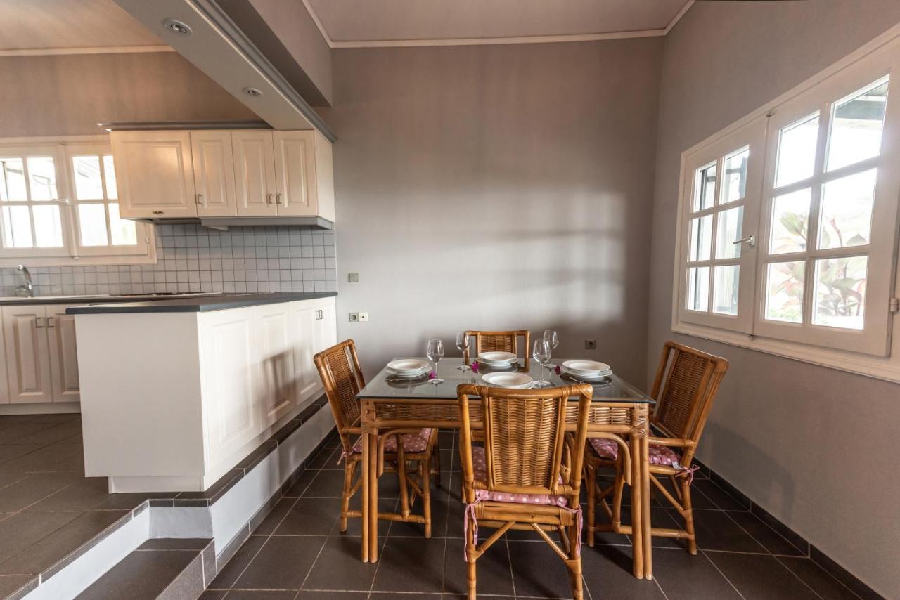 Lns Vip Villas Sívota Exteriör bild